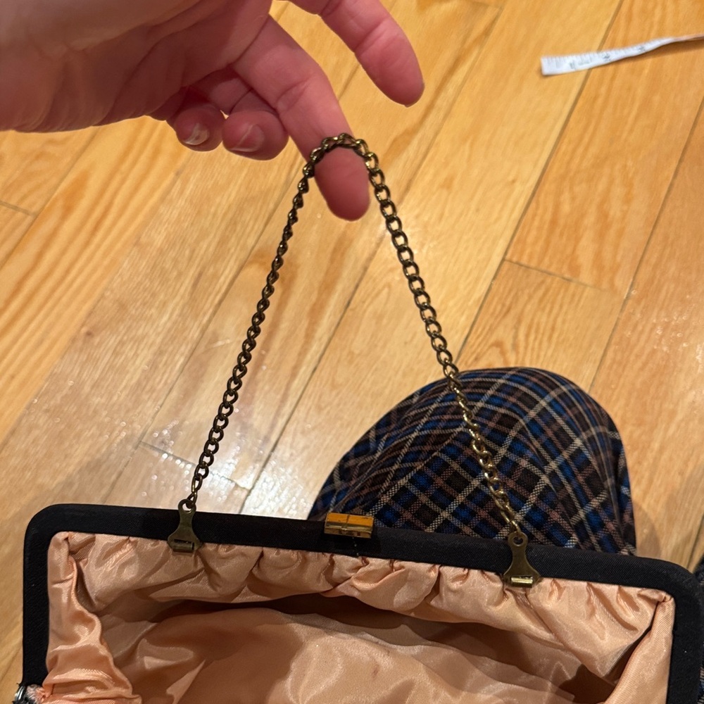 Vintage Satin Clutch - Picture 5 of 7